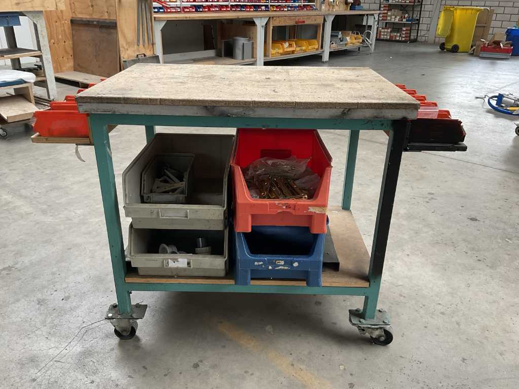 Assembly trolley including various installation materials