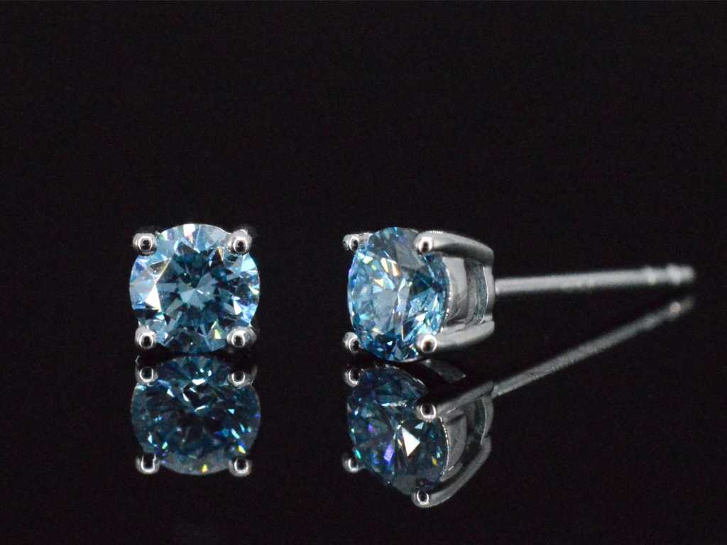 White gold earrings with blue diamonds 0.50 carat