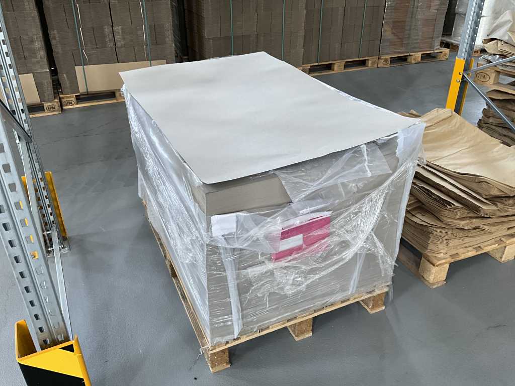 Cover boxes for pallets